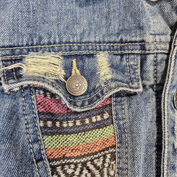 Free People Womens Size 2 Trucker Denim Patchwork Jacket We The Free Hippie Boho - Picture 5 of 16